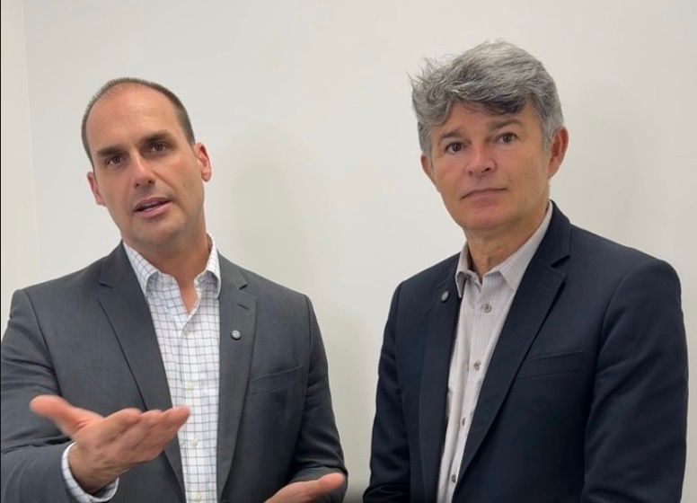  Medeiros se encontra com Eduardo Bolsonaro nos EUA e critica entraves do STF a obras de infraestrutura em MT